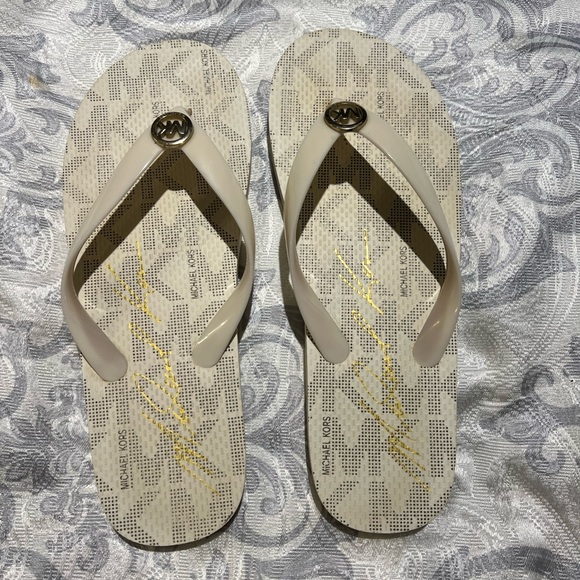Michael Kors Shoes Michael Kors Flip Flops Size 8 Poshmark